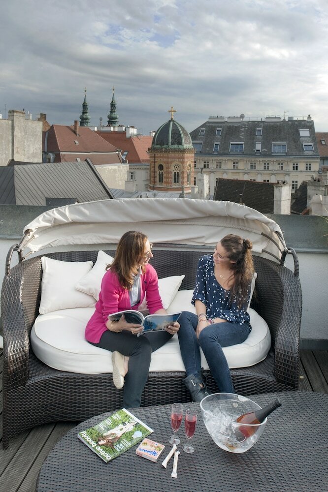 Фото Alma Boutique Hotel