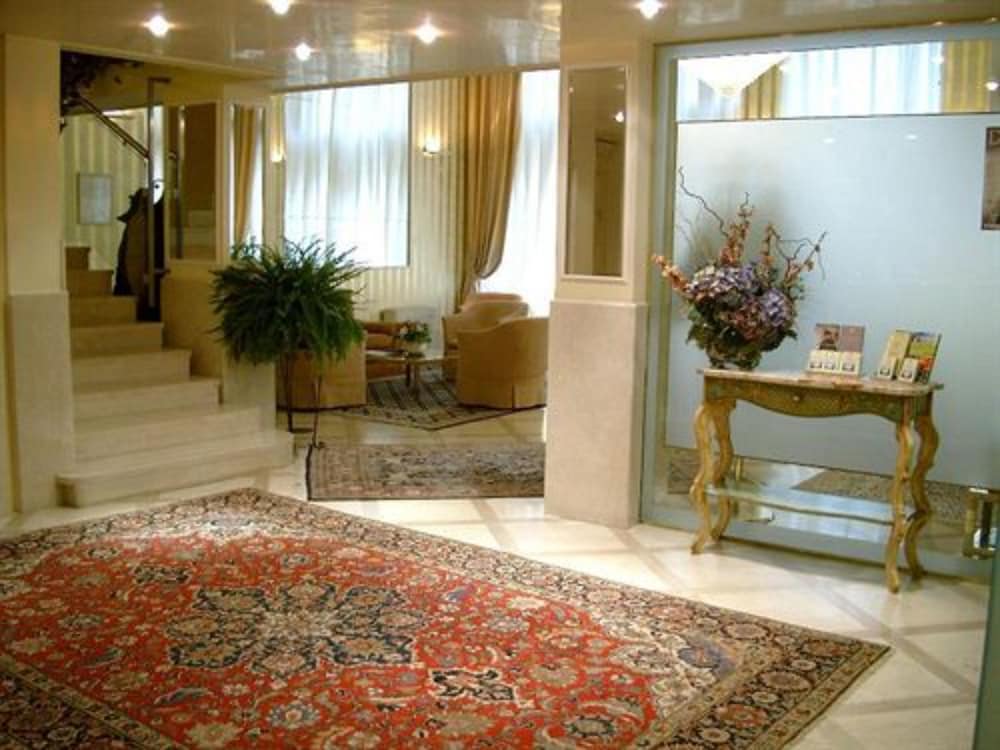 Фото Hotel San Luca