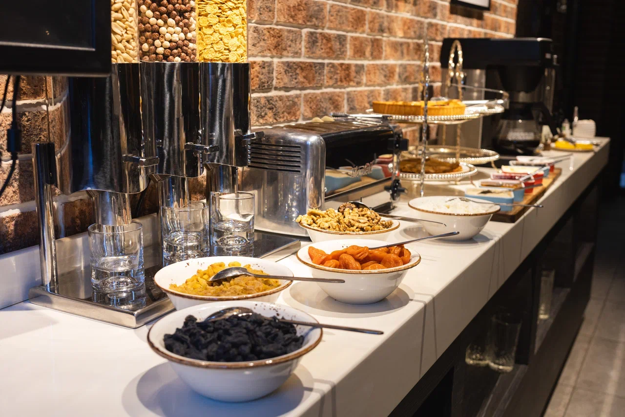 Фото Grand Hotel Kazybek Bi