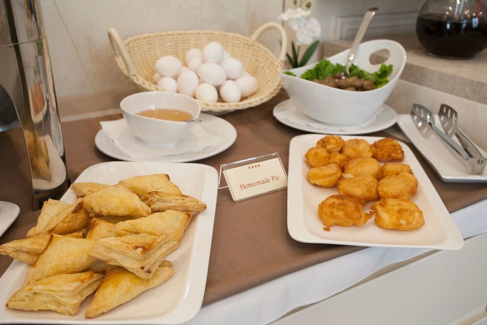 Фото Hotel Colosseo Tirana