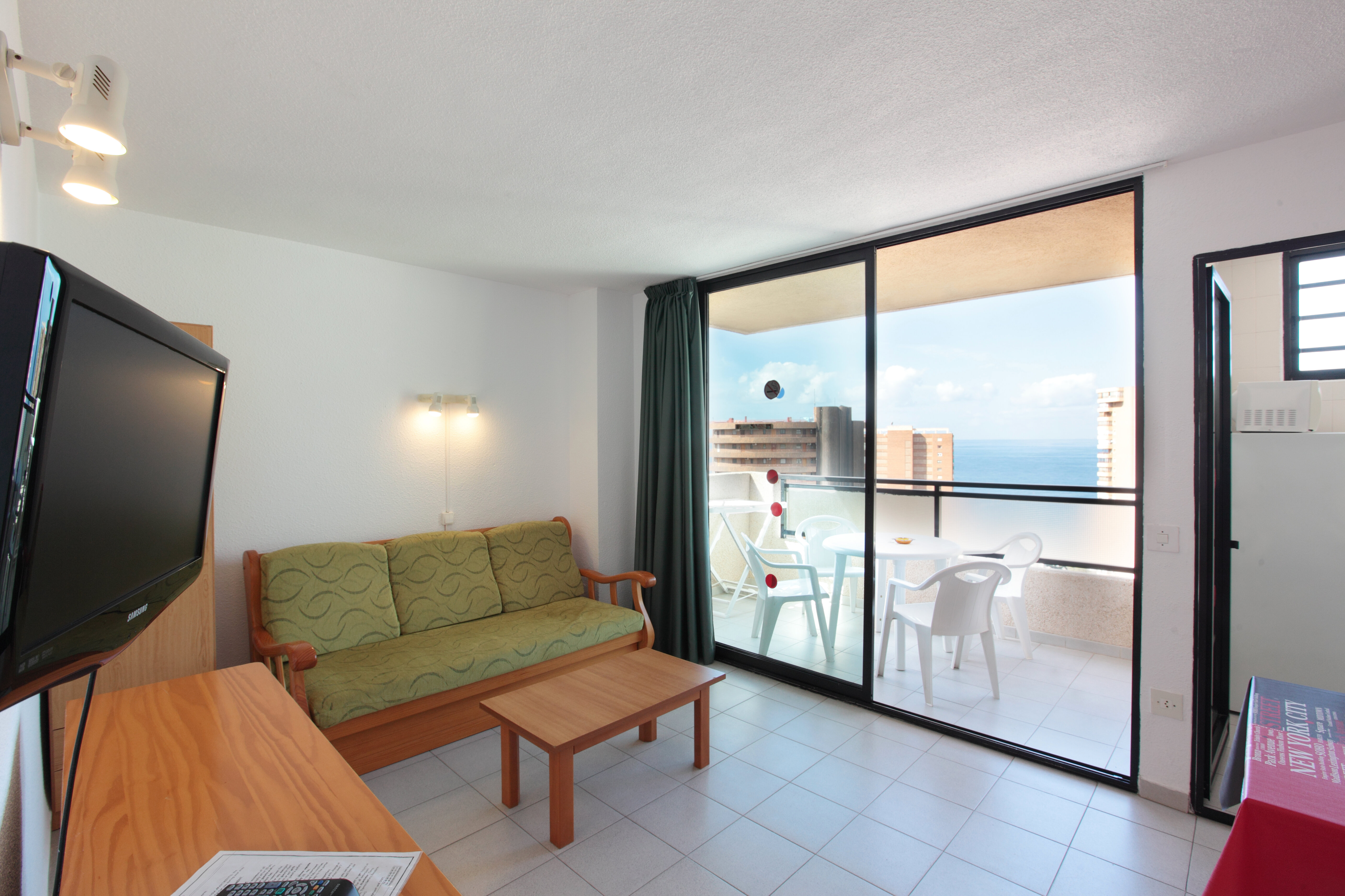 Фото Apartamentos Dynastic Rooms