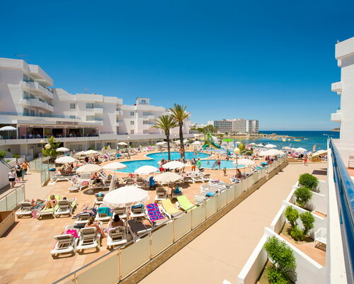Апартаменты Playa Bella Beach Apartments