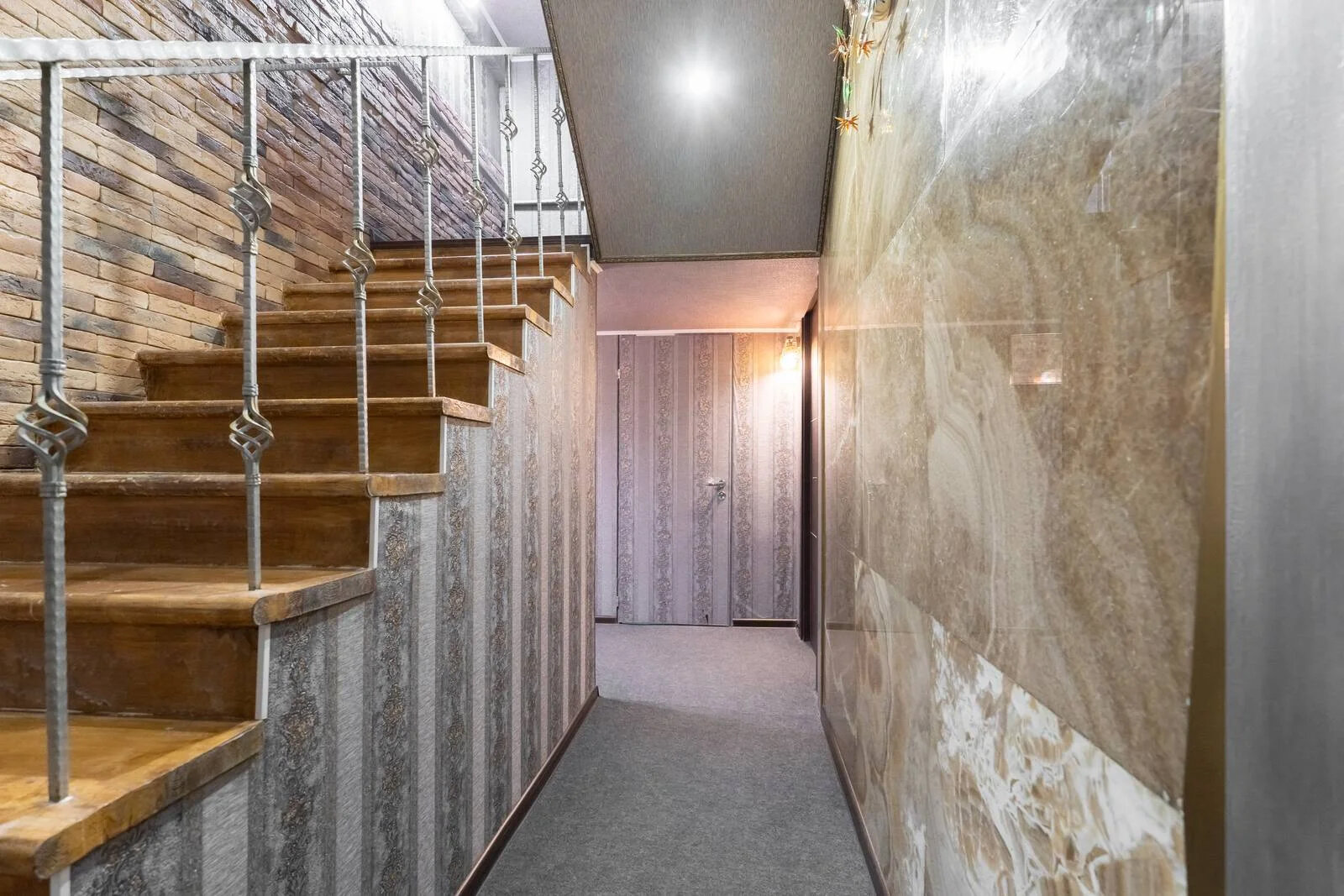 Фото Апельсин у Театра