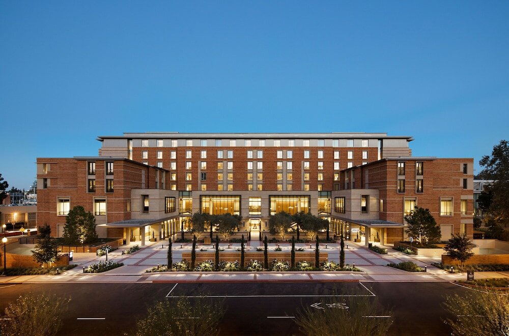 Фото UCLA Luskin Conference Center