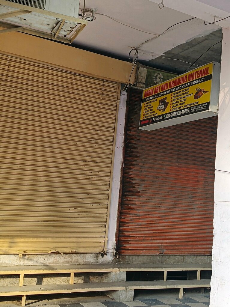 Art supplies and crafts Robin Art And Drawing Material, Lahore, photo