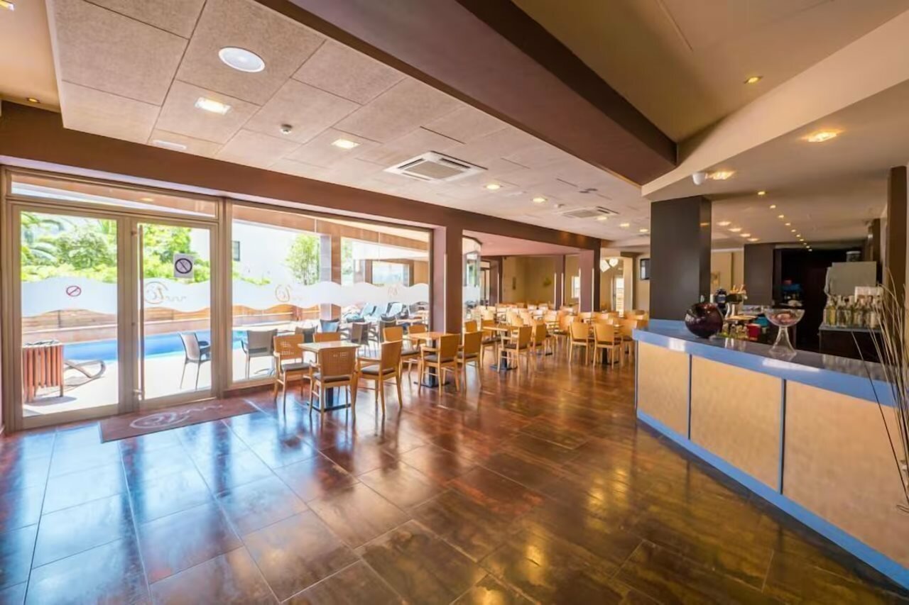 Фото Hotel Tossa Beach