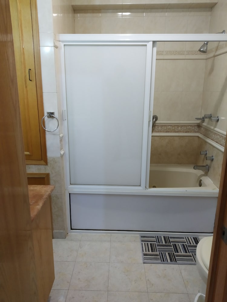 Фото Suites Sevilla