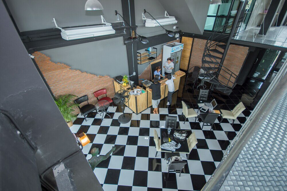 Фото The LogBook Room and Cafe