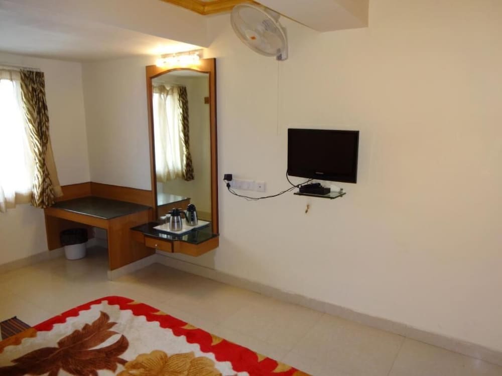 Фото Nahar Manchester Inn