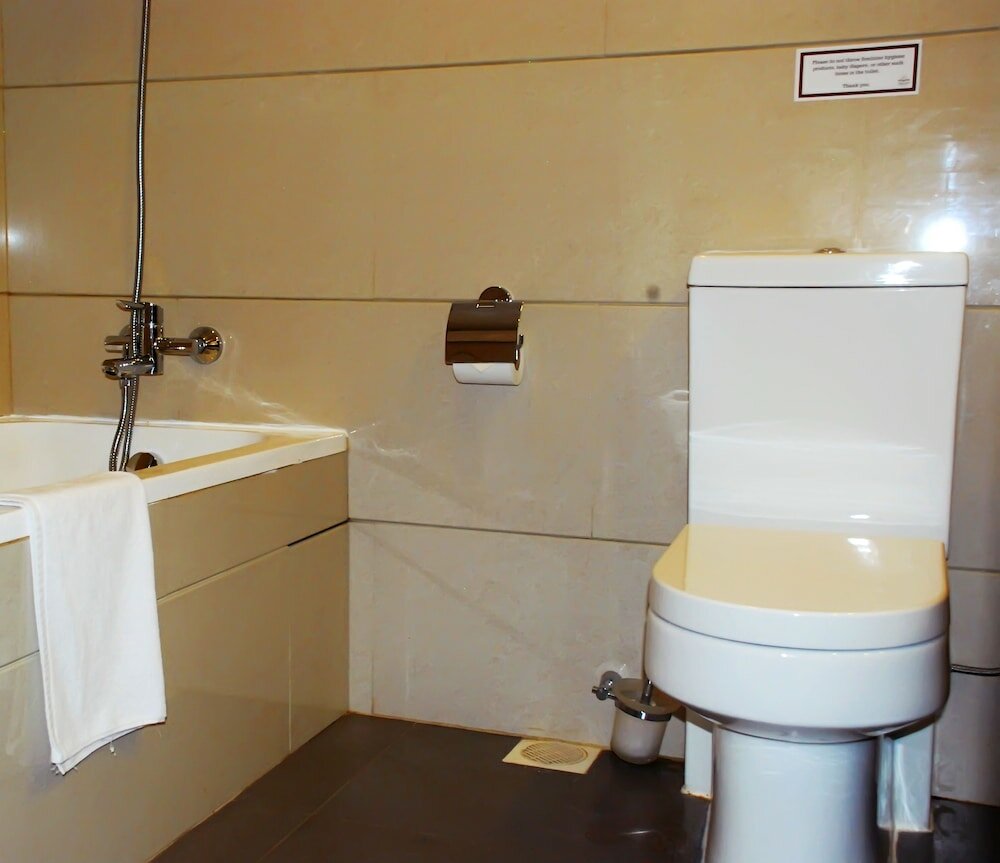 Фото Kiriri Garden Hotel