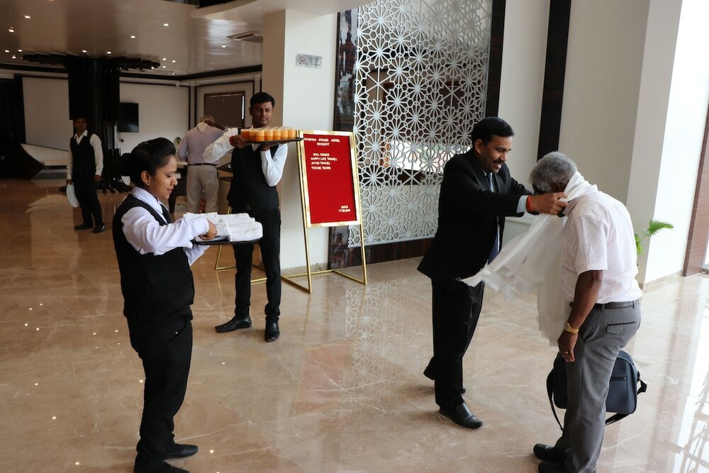 Фото Dhamma Grand Hotel Resort