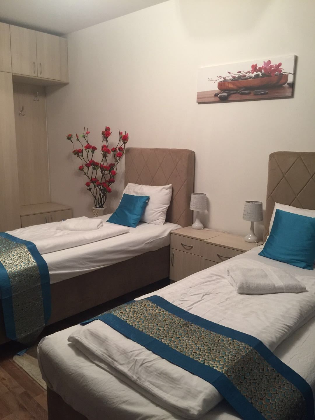 Фото Corvin Rose Apartment Hotel