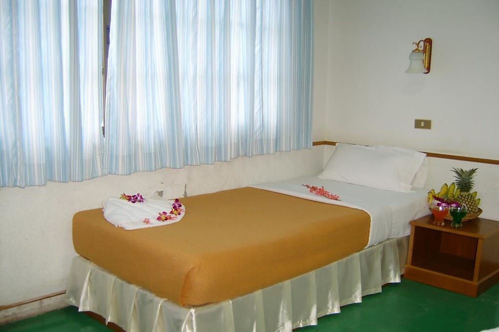 Фото Krabi Grand Hotel