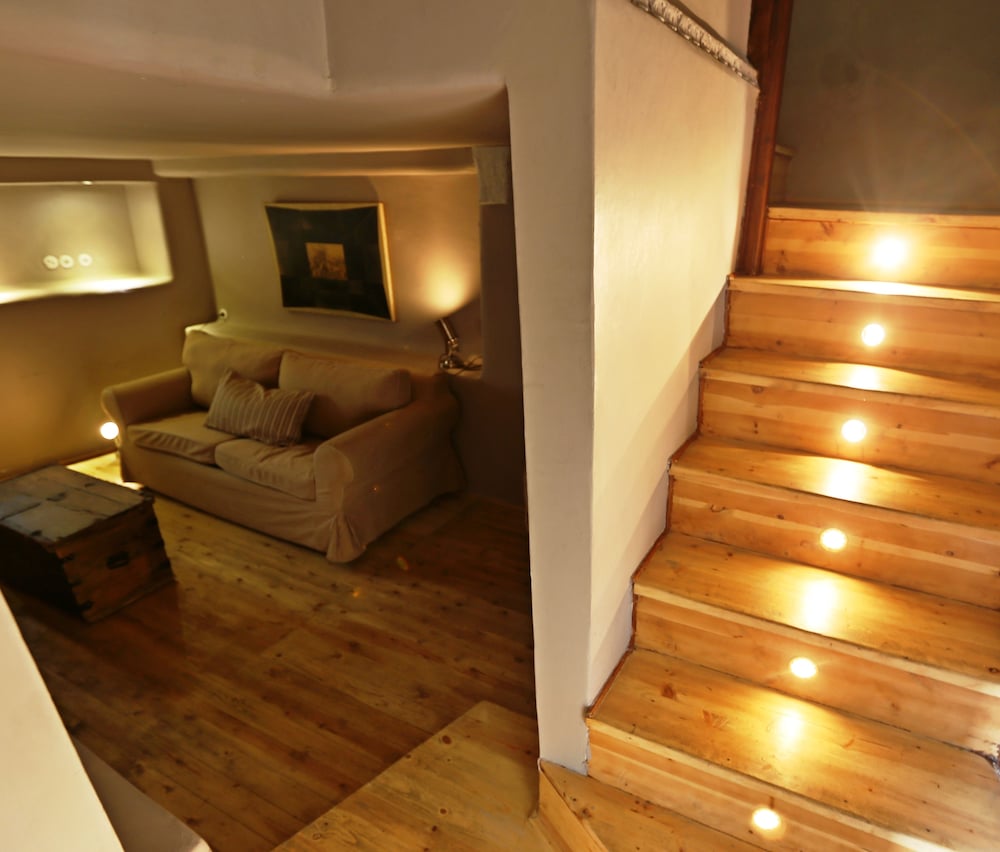 Фото Archontika Karamarlis