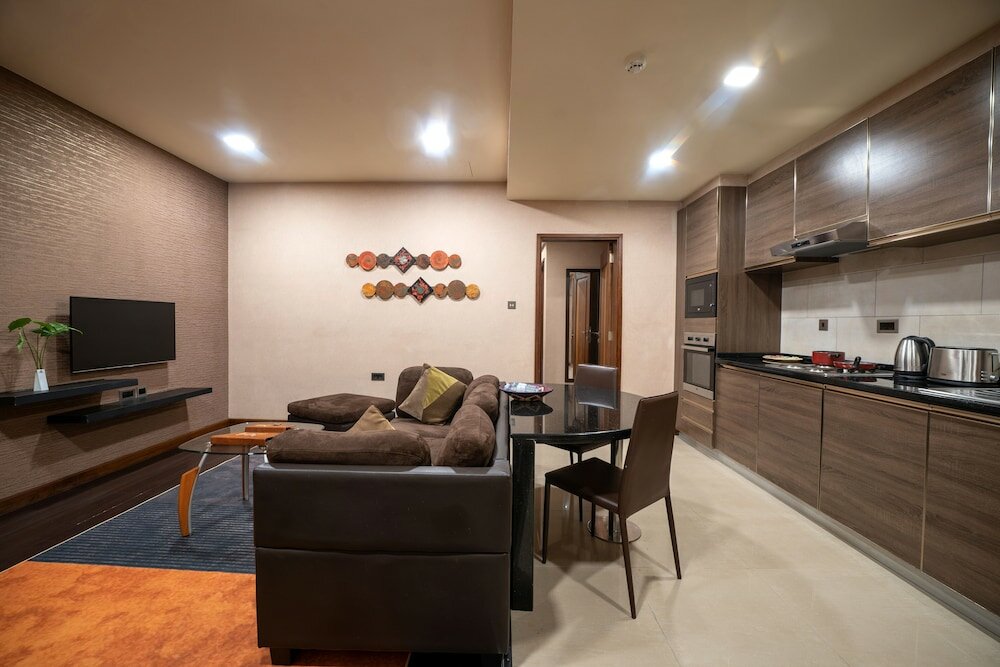 Фото Speke Apartments Wampewo