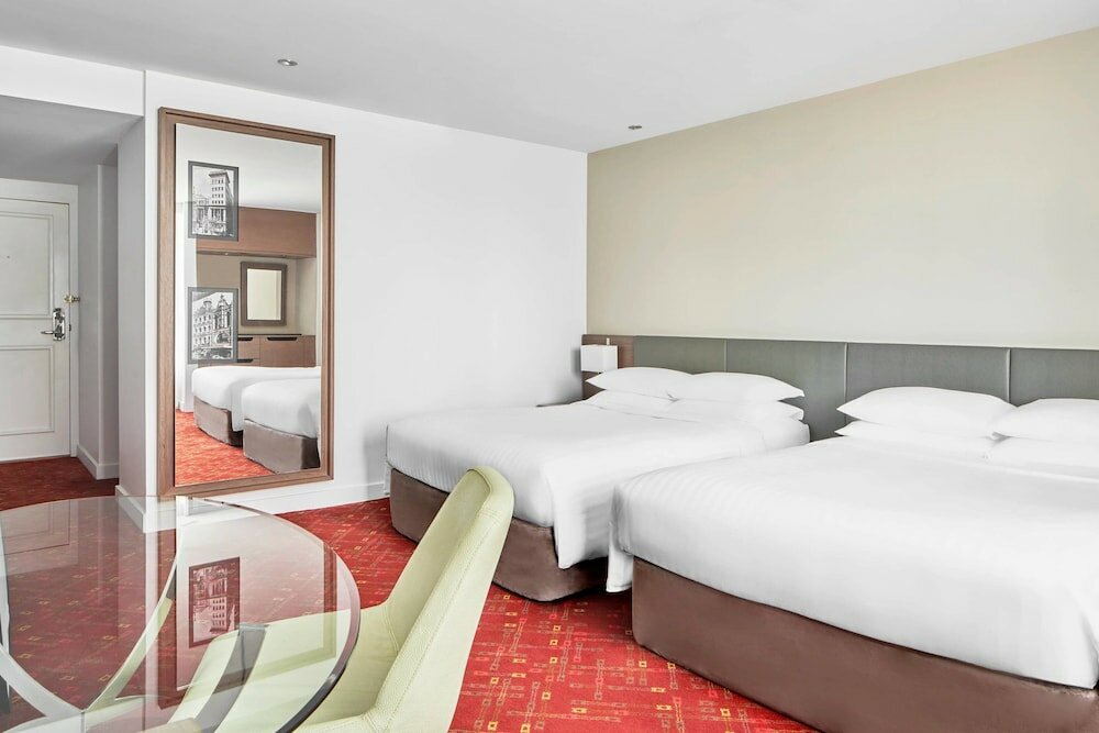 Фото Melbourne Marriott Hotel