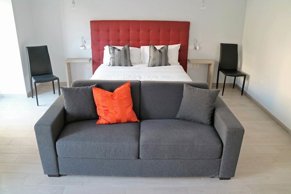 Фото Riviera Luxury Suites B&b