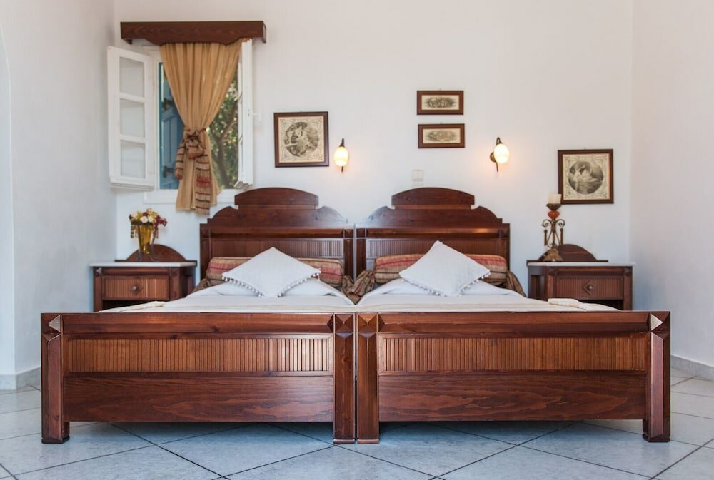 Фото Sun Rock Boutique Suites