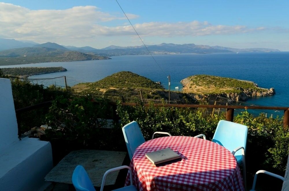 Фото Kounenos Apartments