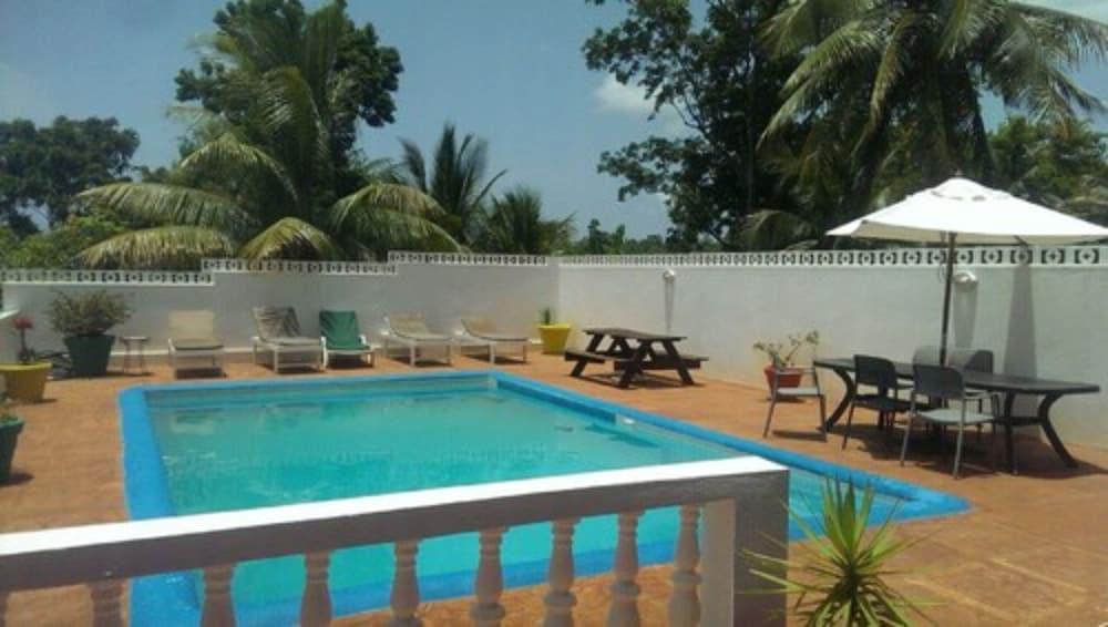 Фото Ocho Rios Pimento Villas