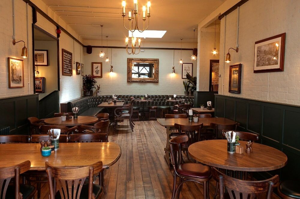 Фото Admiral Hardy