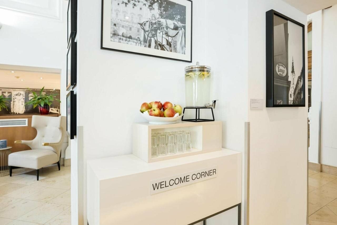 Фото Hotel Rathauspark Wien