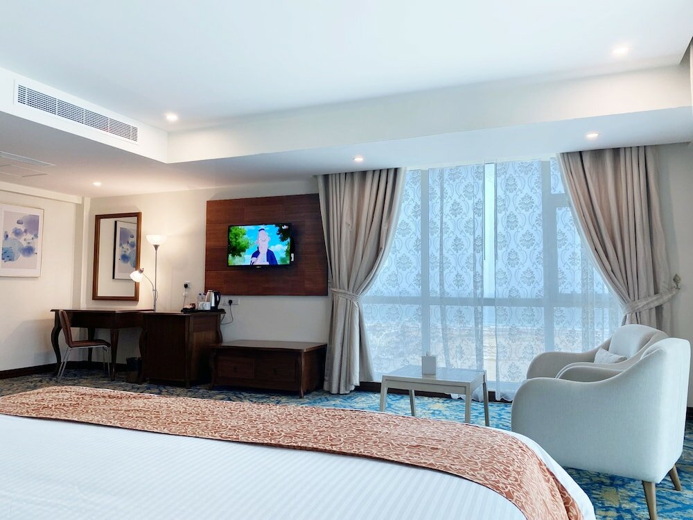 Фото Sur Grand Hotel