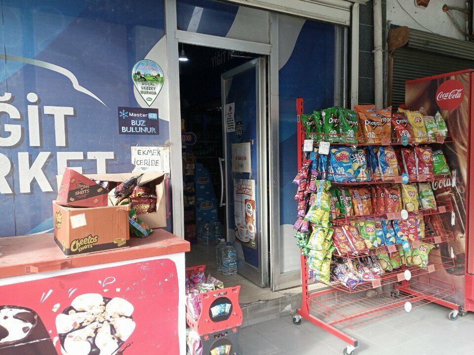 Grocery Yigit Liquor Store, Izmir, photo