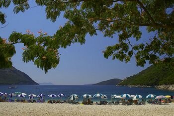 Фото Rouda Bay Beach Hotel