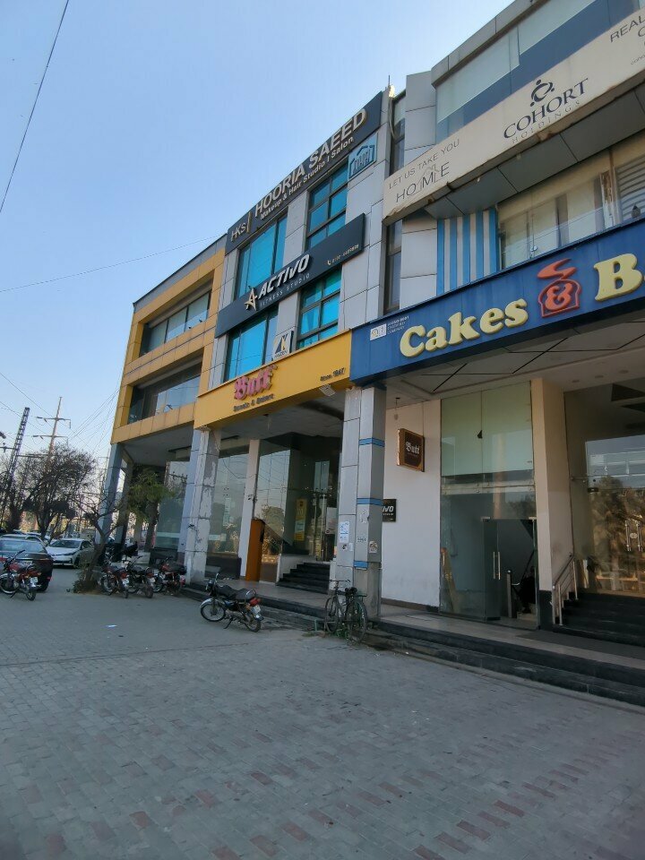 Beauty salon Hooria Saeed makeup and hair saloon studio, Lahore, photo