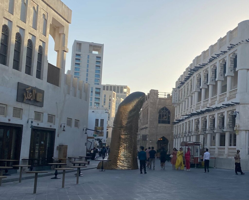 Landmark, attraction The Golden Thumb Statue, Doha, photo