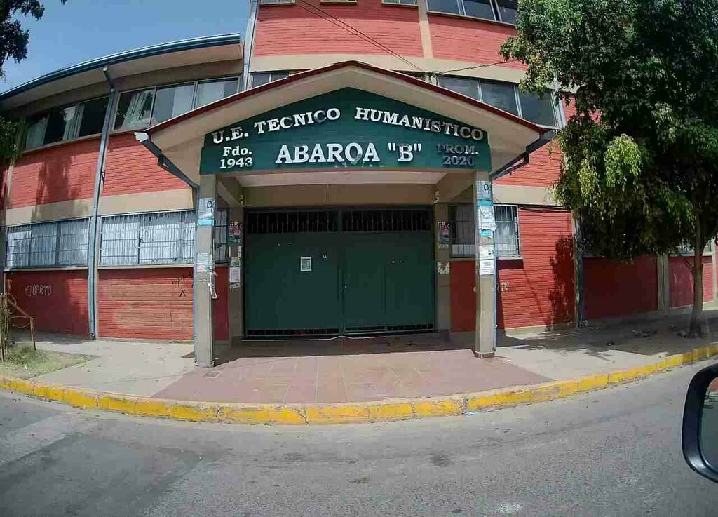 College U. E. Tecnico Humanistico Abaroa B, Cochabamba, photo