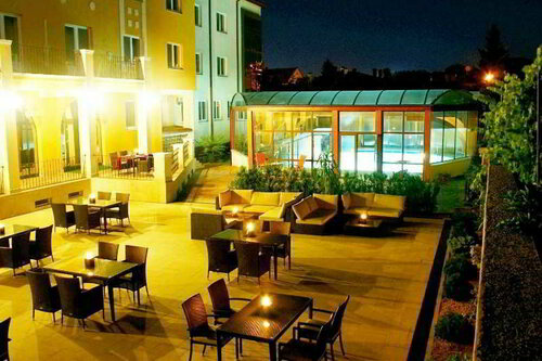 Гостиница Hotel Maxim в Орадя