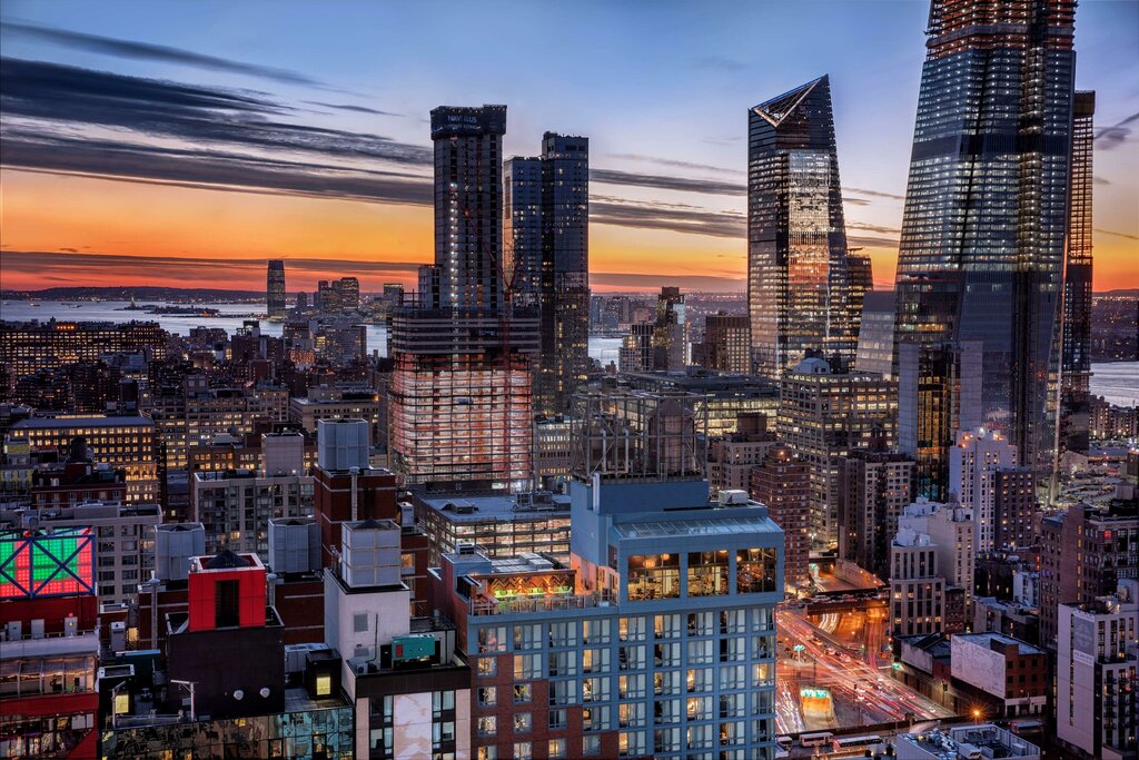 Hotel DoubleTree by Hilton New York Times Square West, New York, photo