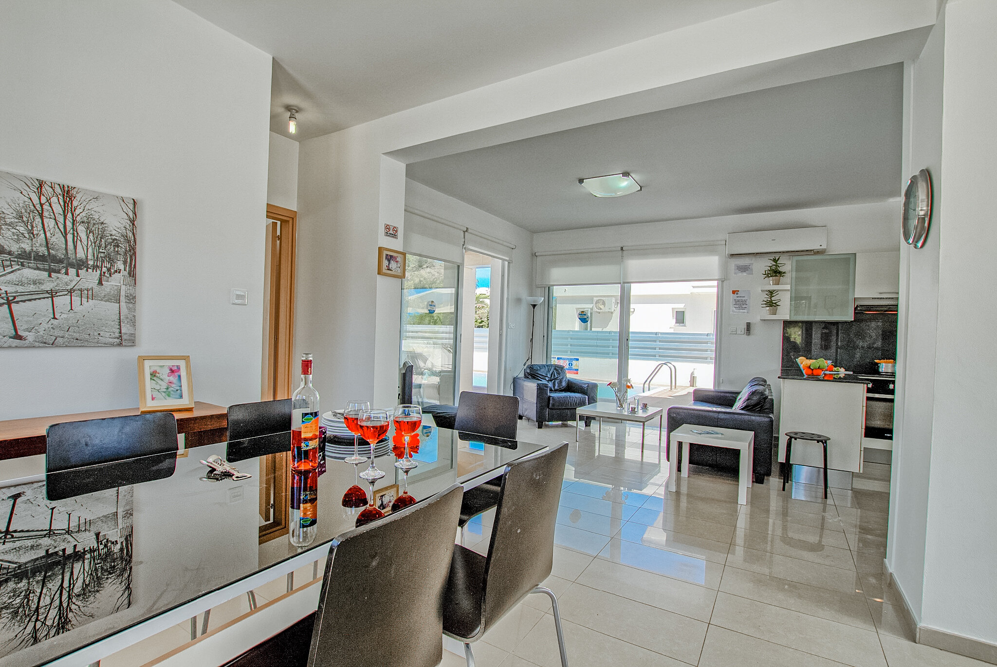 Фото Flouressia Gardens