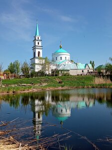 Церковь апостолов Петра и Павла (selo Karpovka, ulitsa 51-y Gvardeyskoy Divizii, 2), orthodox church
