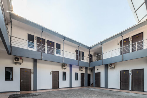 Гостиница Oyo 1460 Anyelir Residence в Чиребоне