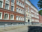 Гимназия № 32, корпус Б (Sergeya Tyulenina Street, 2), gimnasio