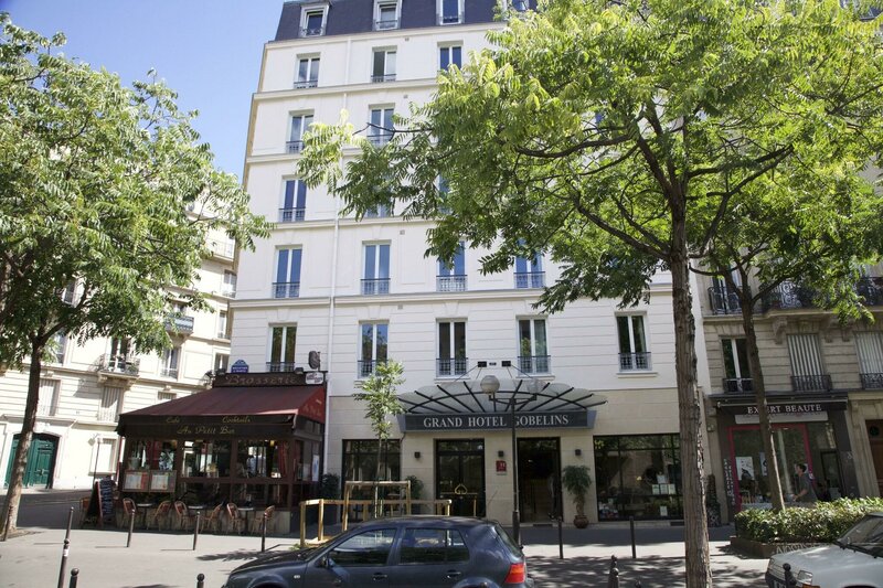 Гостиница Grand Hotel Des Gobelins в Париже