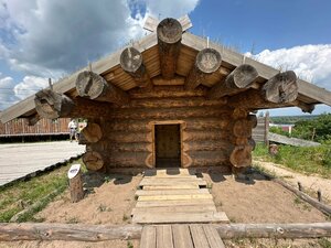 Изба Ильи Муромца (Vladimir Region, Murom, mikrorayon Karacharovo) ، معلم جذب سياحي