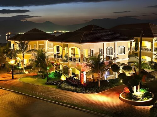 Гостиница Moonbay Marina The Villas в Олонгапо