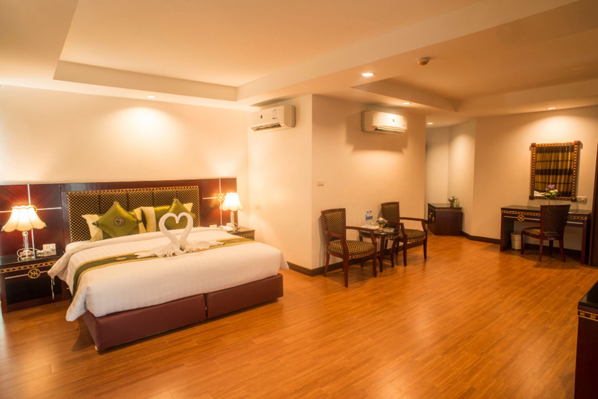 Фото Jomtien Hisotel