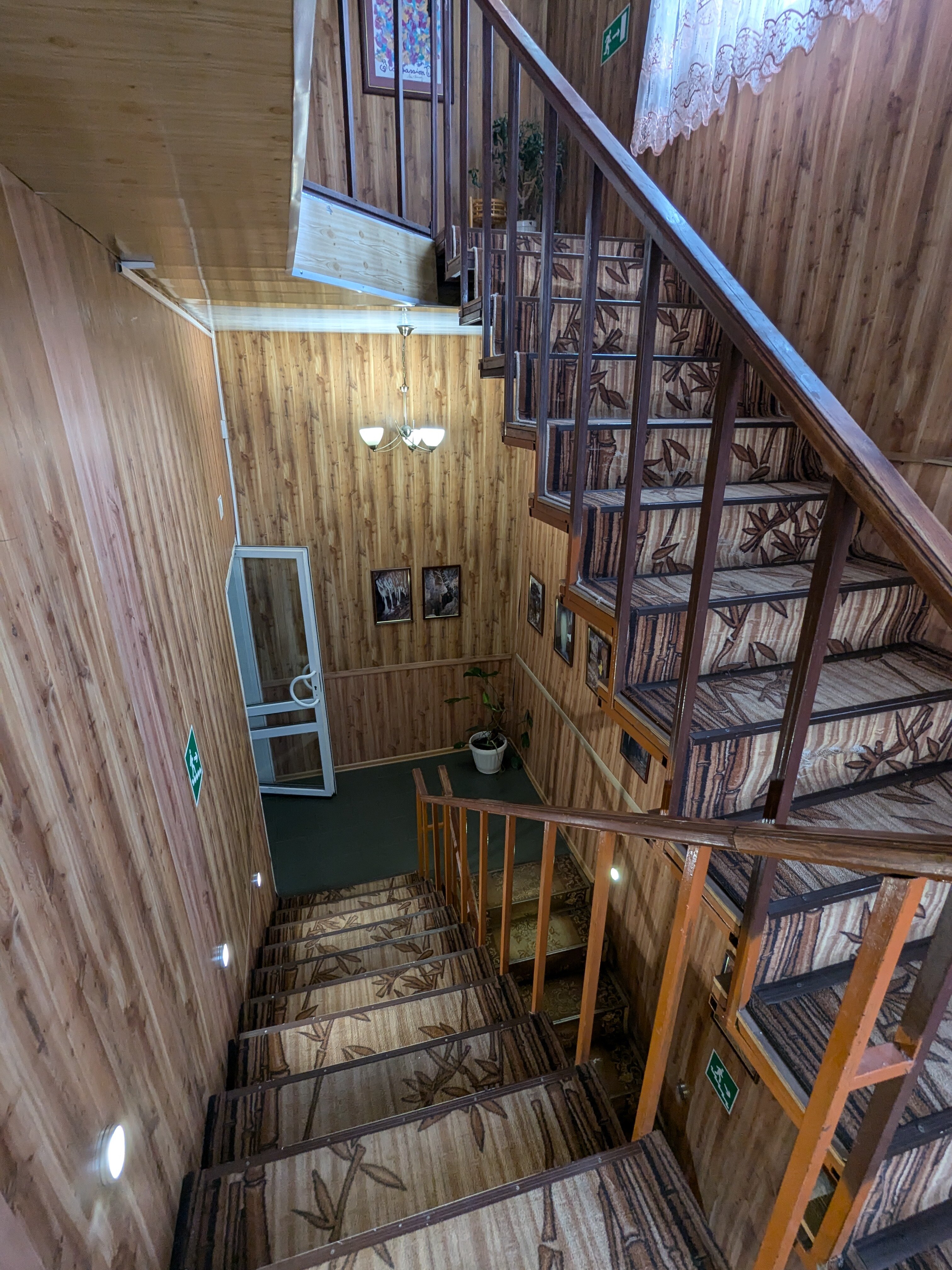 Фото Саттурн