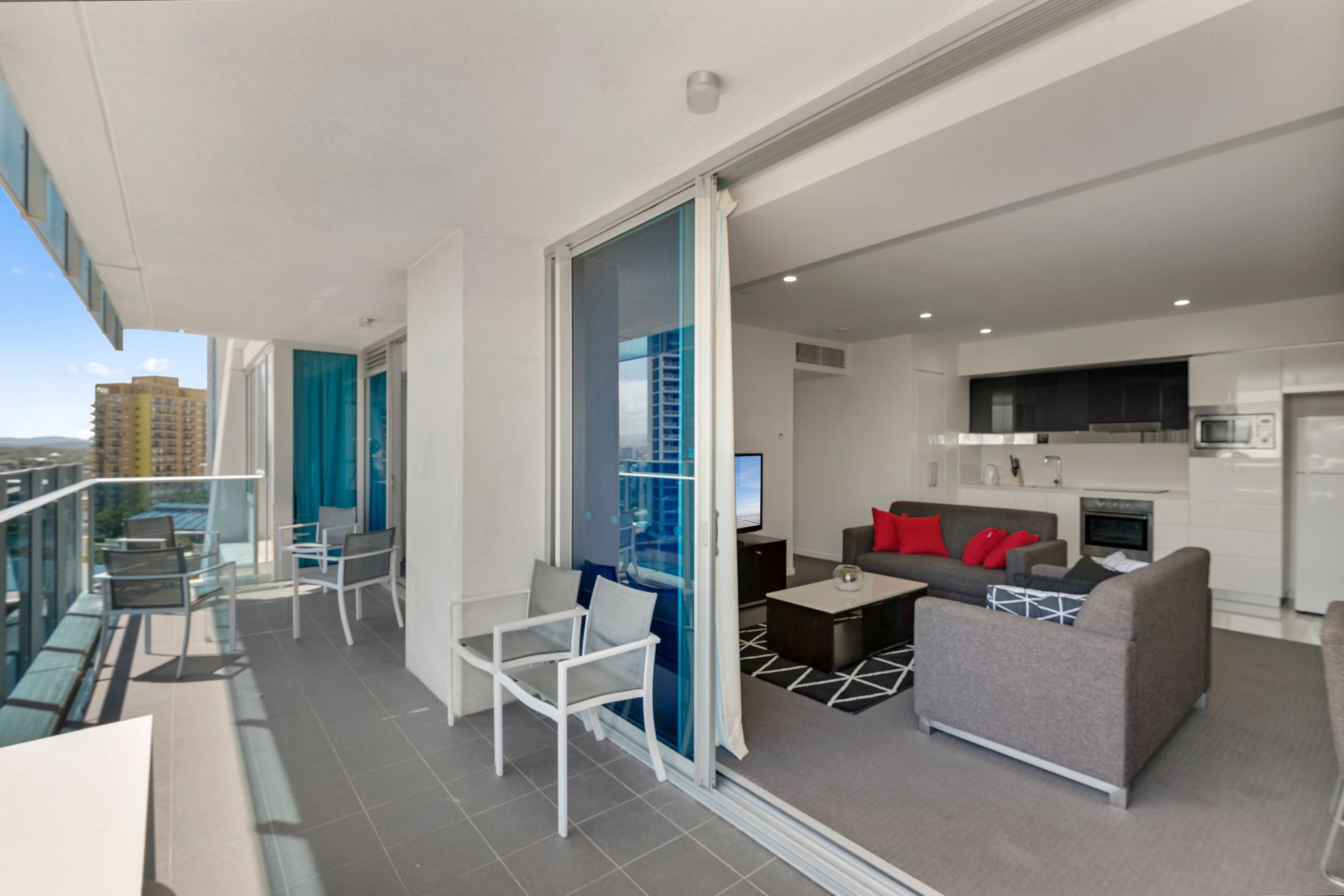 Фото 124940760000