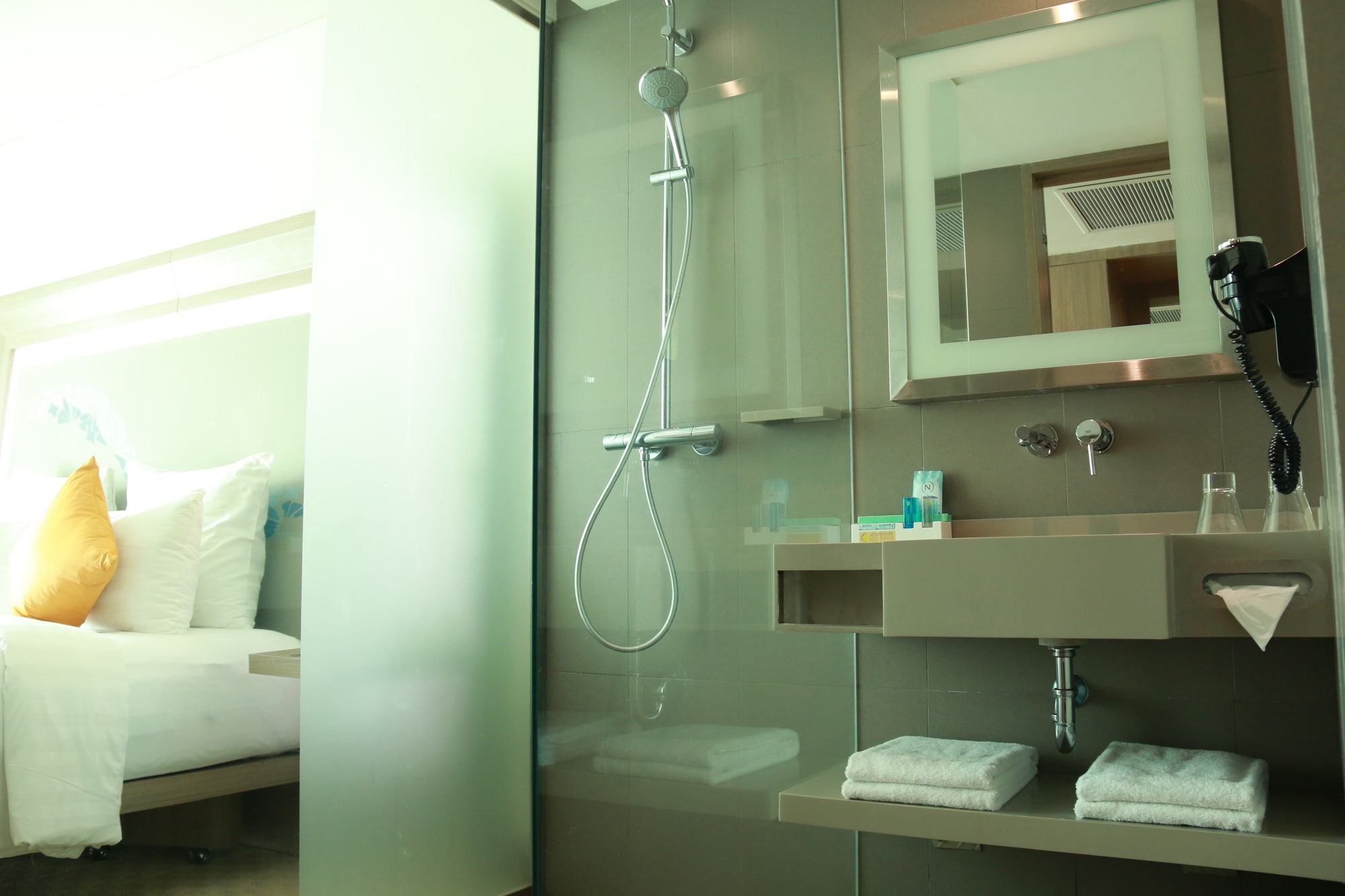 Фото Novotel Tangerang