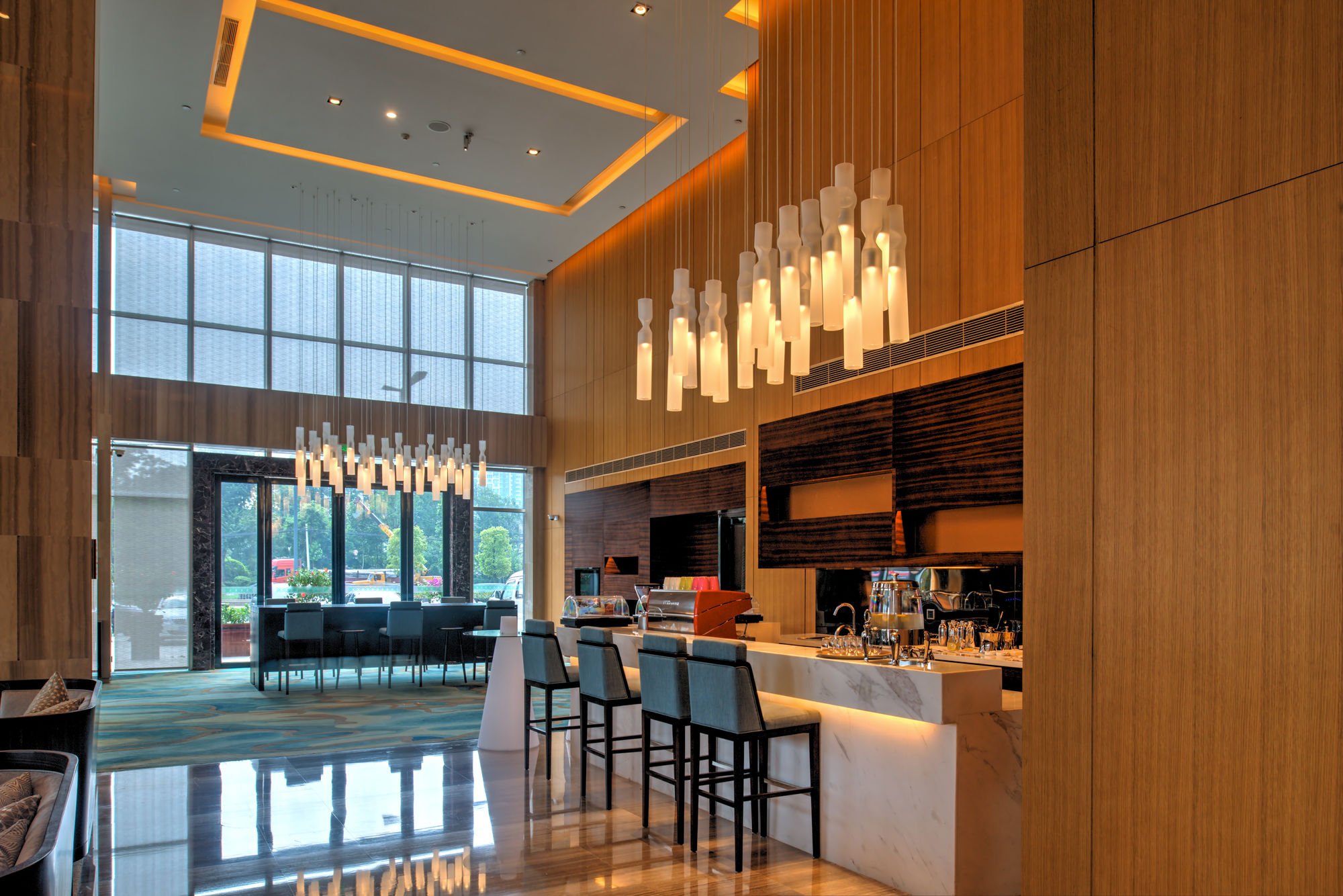 Фото Hilton Garden Inn Chengdu Huayang