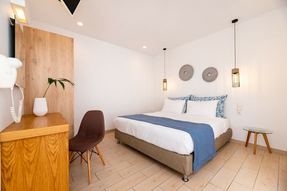 Фото Kalisperis Hotel