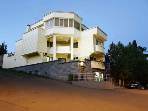 Гостиница House of Deja Vu в Тбилиси