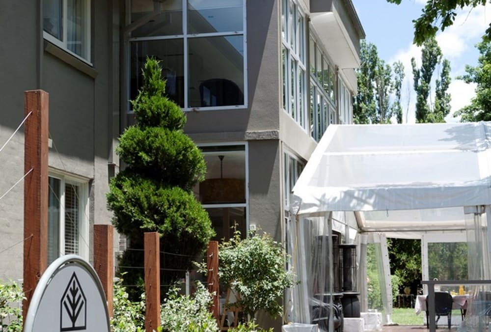 Фото Forrest Hotel and Apartments