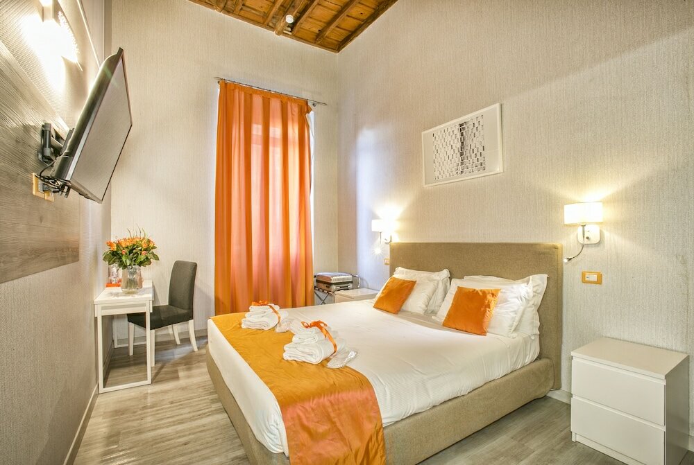 Фото History Suite